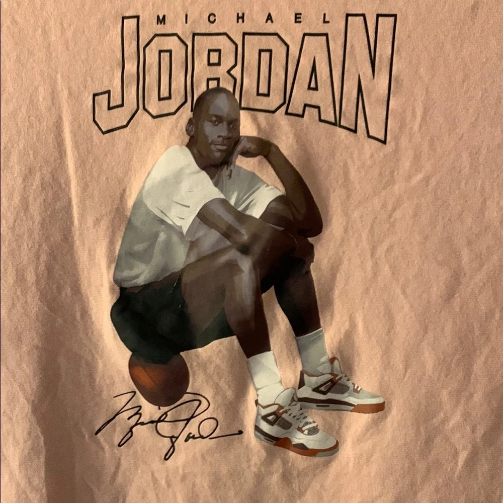 Michael Jordan Shirt (BIN M)